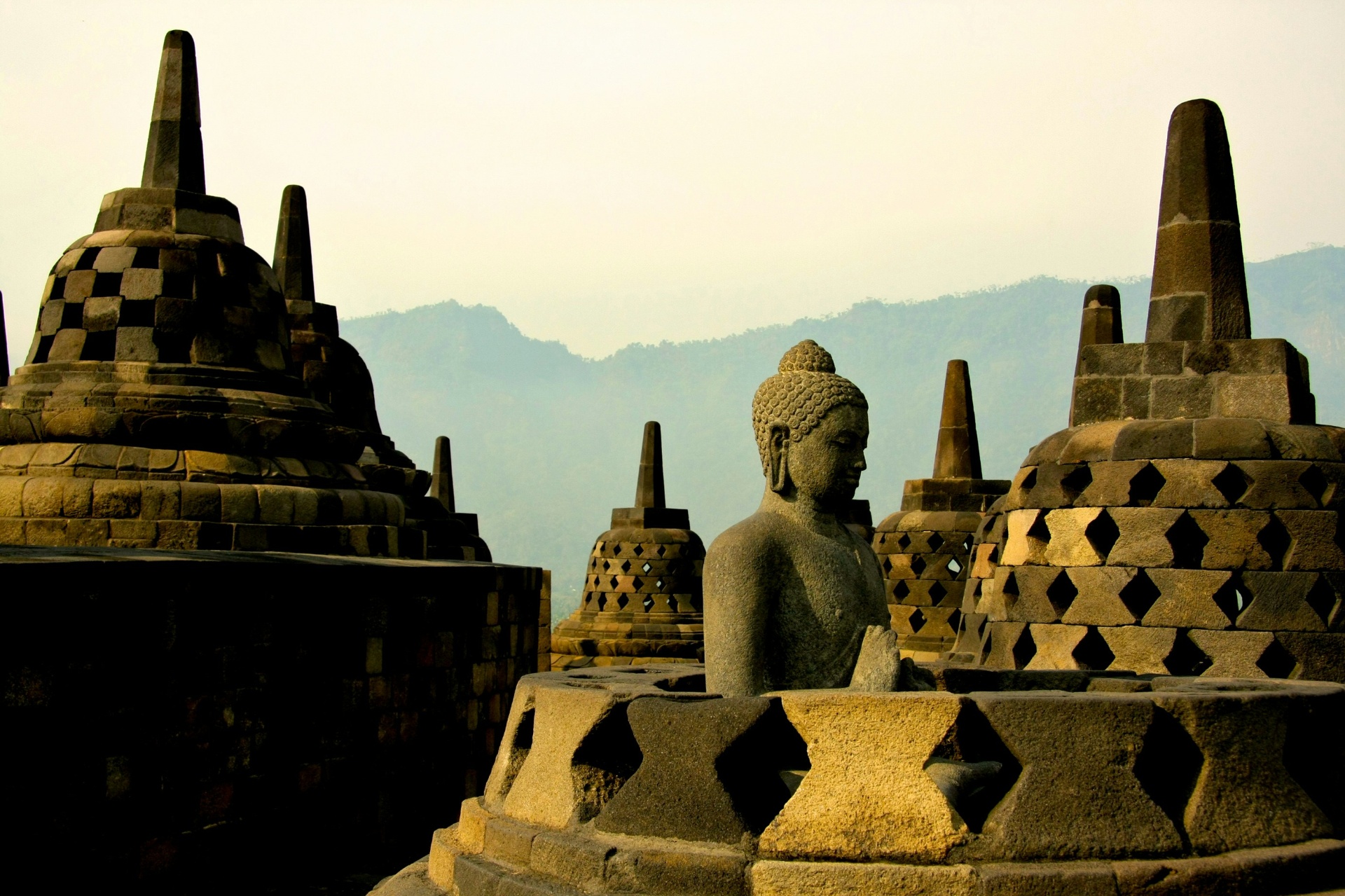 The Asia Issue: How Heritage and Regeneration Meet