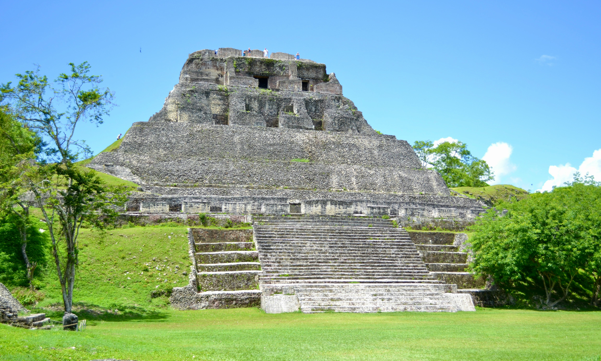 Xunantunich Maya temple