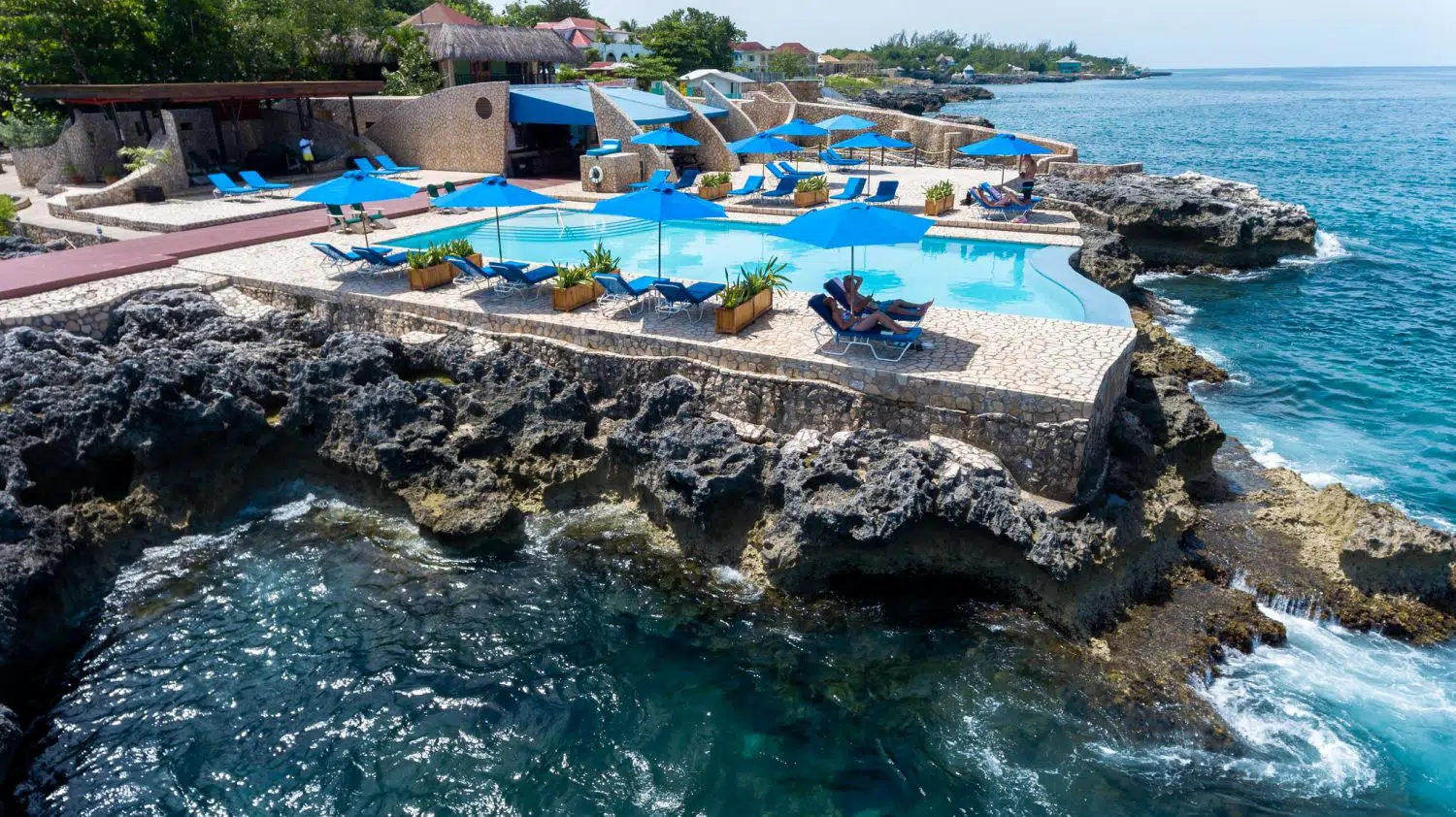 Rockhouse cliff pool