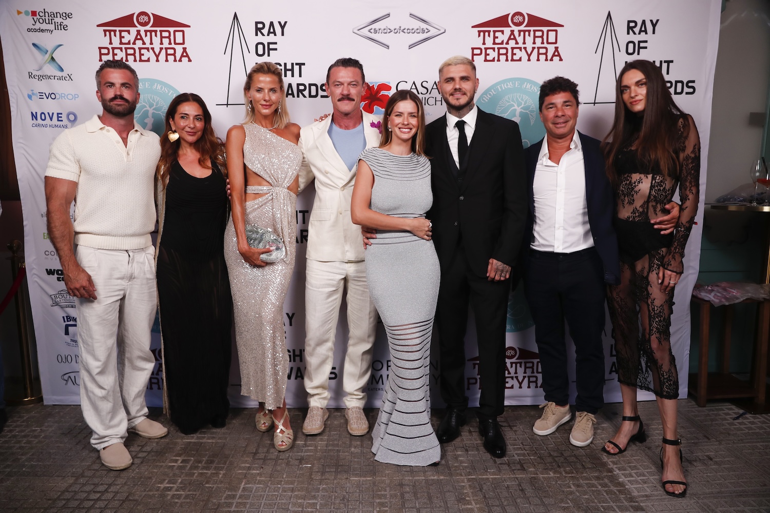 ROLA red carpet at Teatro Pereyra with festival guests